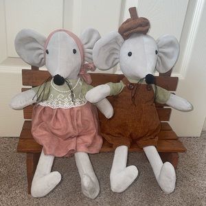 🤎Mouse Couple , plush 15” tall